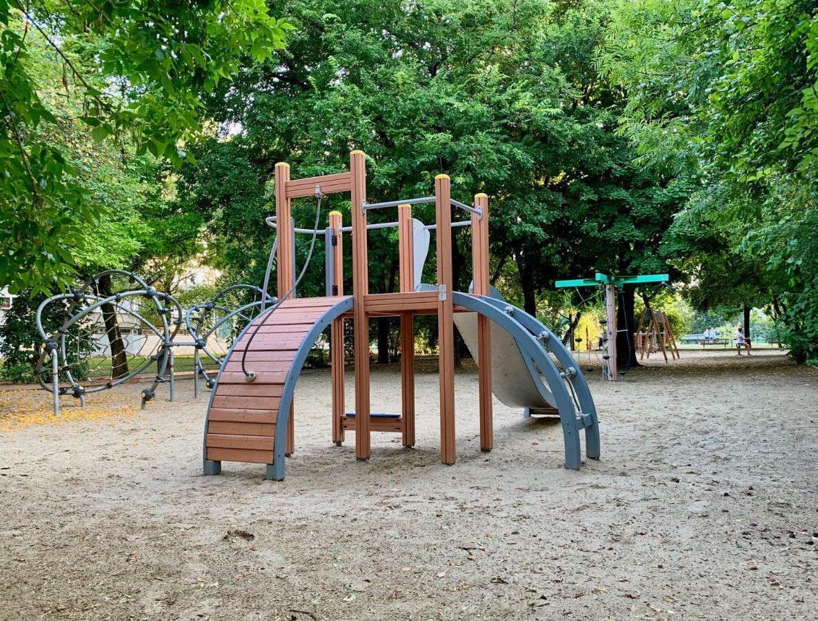 Anita Apartman ハイデゥソボスロー エクステリア 写真